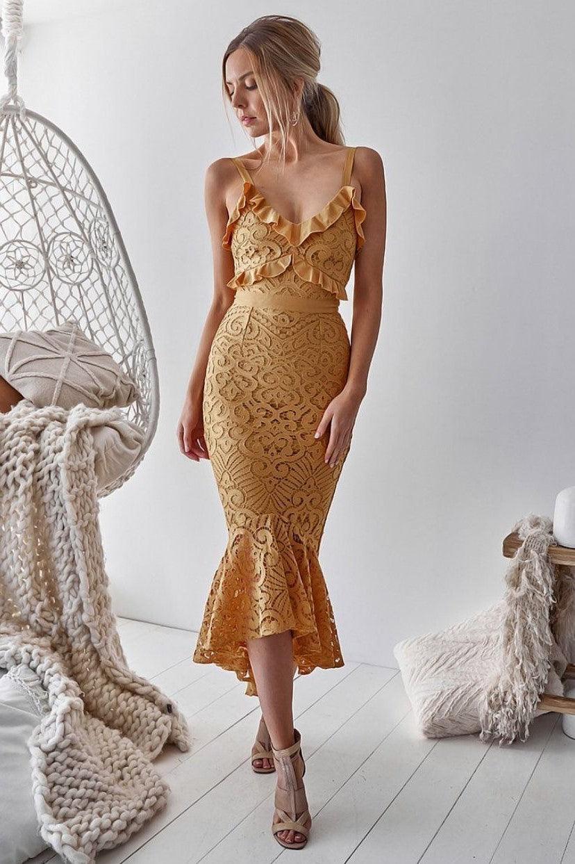 leanne lace dress Leanne Floral Lace-Up Mermaid Dress