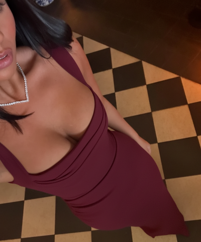 Marbella Gown - Wine