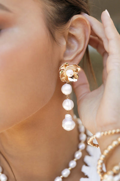 Pearl And Floral Earrings - 18k Gold Plated - SHOPJAUS - JAUS