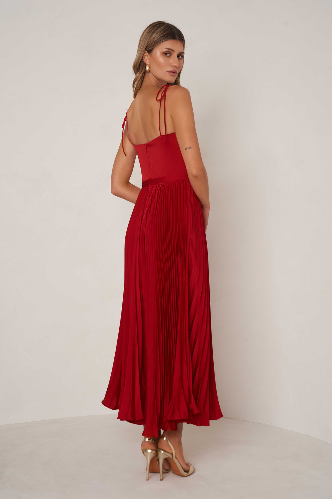 Whitney Dress - Red Whitney Dress - Red