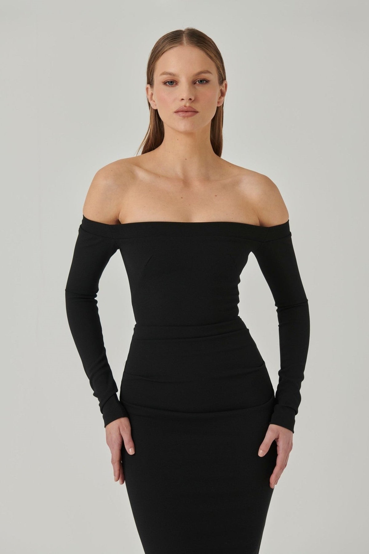 Anita Gown - Black - SHOPJAUS - JAUS