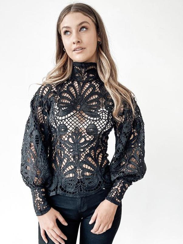 elisabeth16_medium.JPG