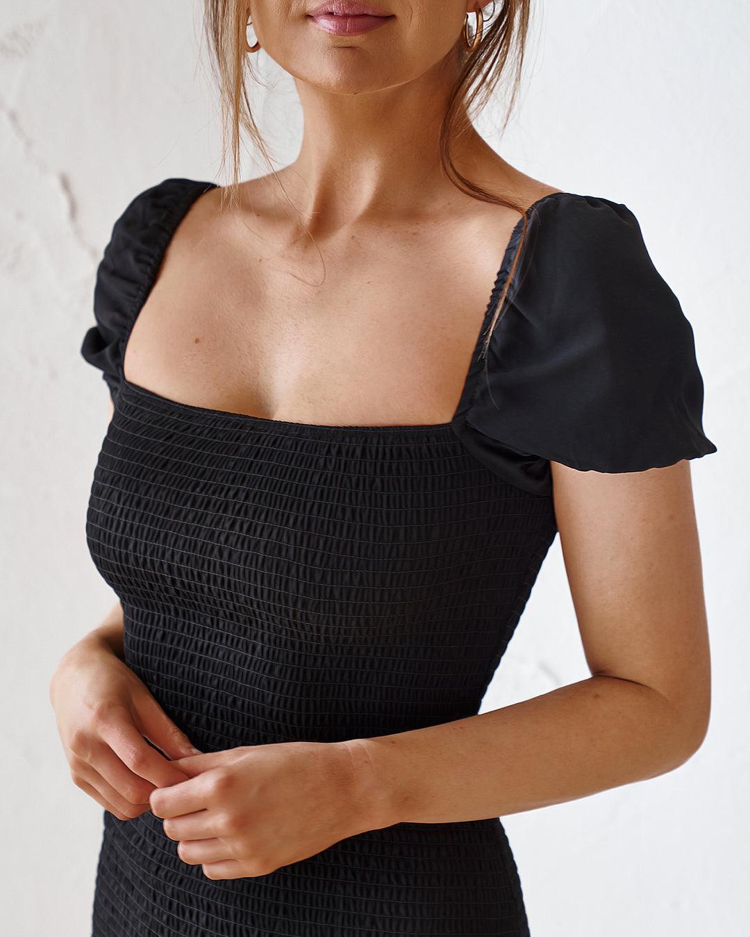 smocked top midi dress Farin Smocked Midi Dress - Black