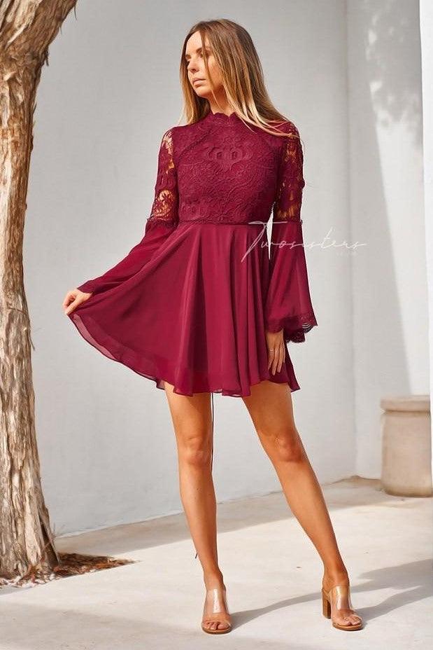 Twosisters Paige Dress - RED | JAUS 10/XLARGE / RED Twosisters Paige Dress - RED | JAUS 10/XLARGE / RED