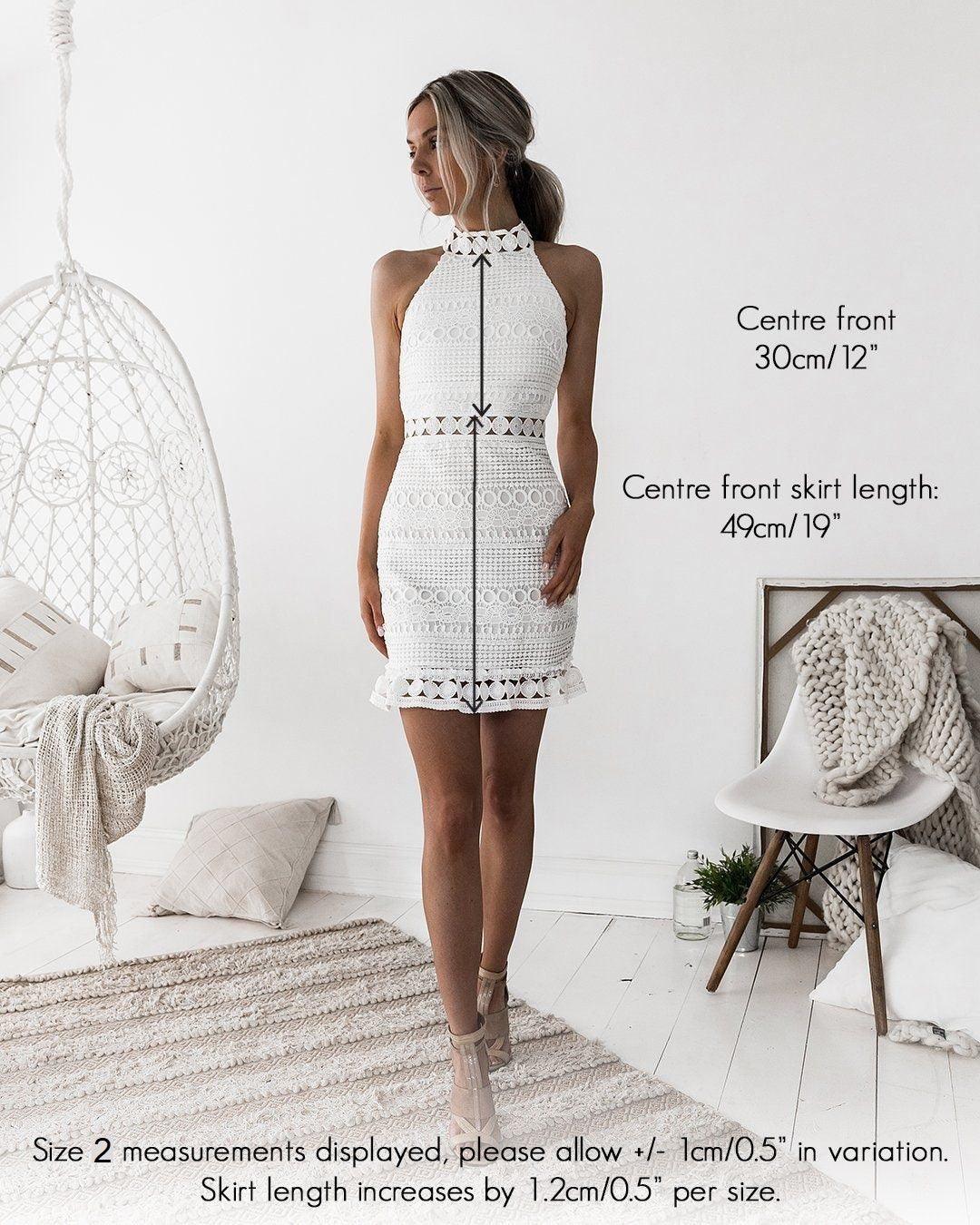 Rivers Dress - White | JAUS 6/MEDIUM / White Rivers Dress - White | JAUS 6/MEDIUM / White