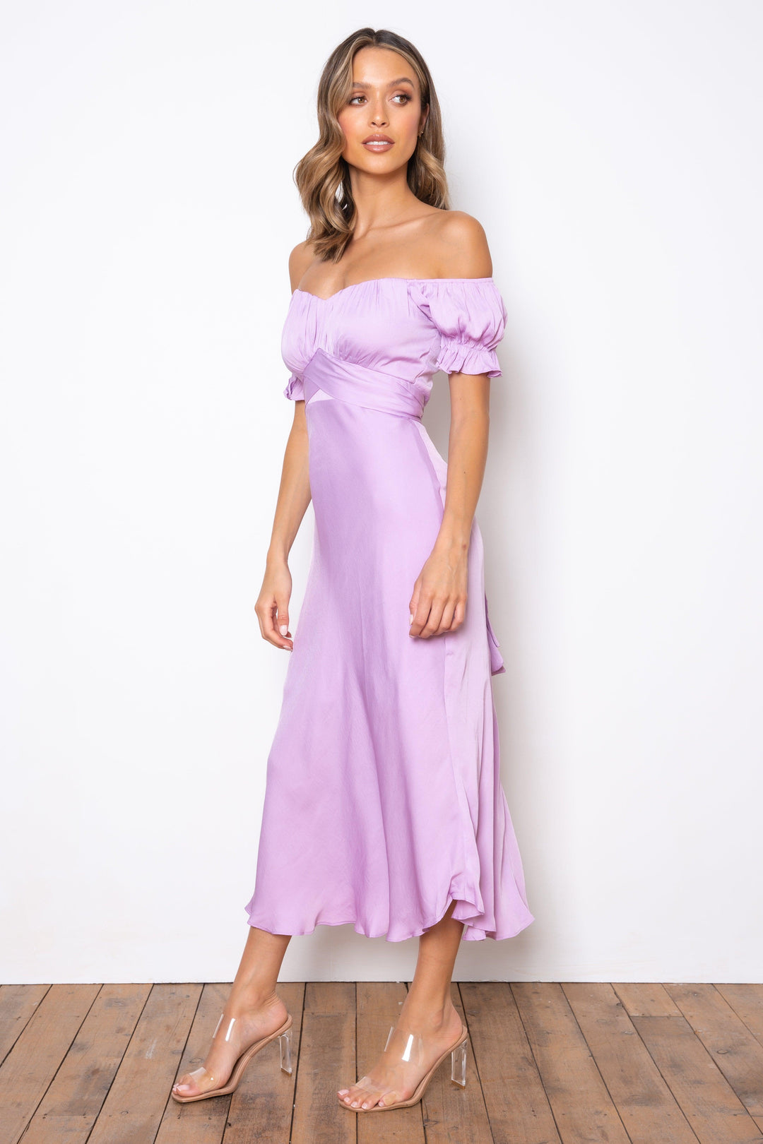 samantha purple dress Samantha Witch With Iridescent Purple Dress